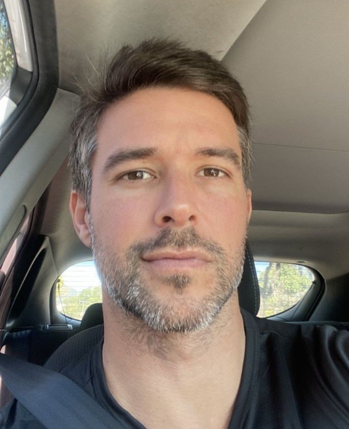 Customer review photo - man 40+